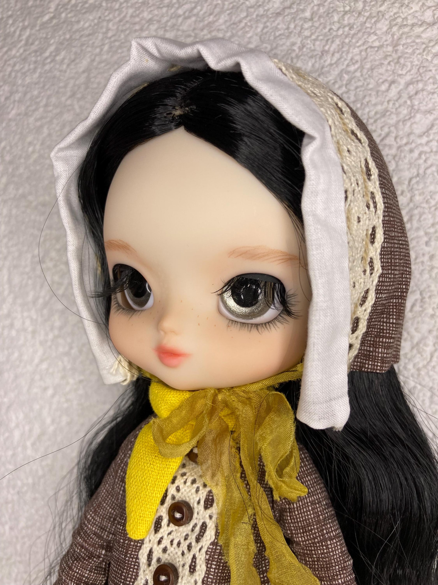 Amelia handmade art doll detail 3
